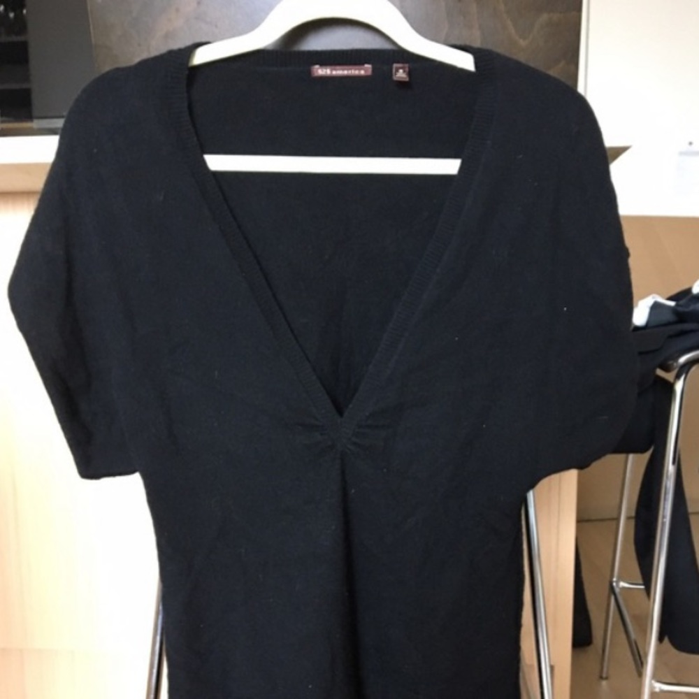 525 America V Neck Cashmere Sweater S